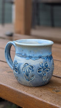 Load image into Gallery viewer, 14oz Narnia Lamp Post Mug